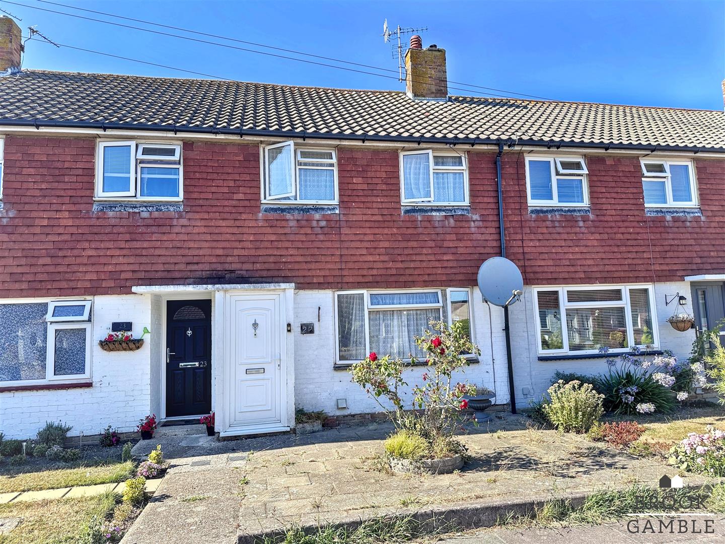 2 Bedroom House for Sale: £209,950. Iden Street in Eastbourne, East Sussex